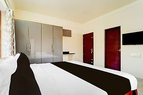 Super Townhouse Kalady