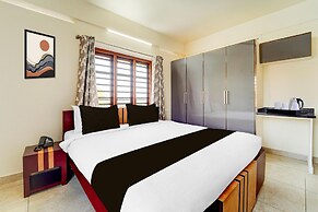 Super Townhouse Kalady