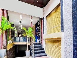 Deluxe Hotel Sri Varaahi inn