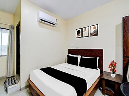 Deluxe Hotel Sri Varaahi inn