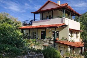 Villa Dorothy 360 -mountain Escape in Polydrosos