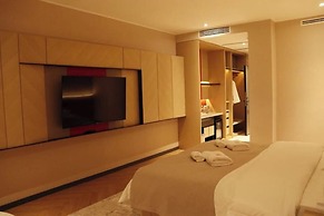 AQ MYRZA Inn