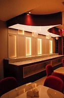 AQ MYRZA Inn