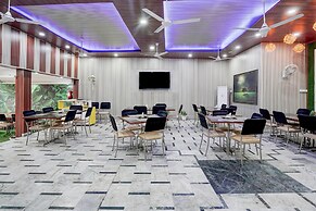 Super Hotel O Krishna Nagar Chowk