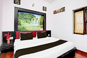Super Hotel O Krishna Nagar Chowk