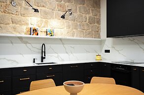 Santa Croce Suite by DuHomes