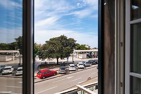 Santa Croce Suite by DuHomes