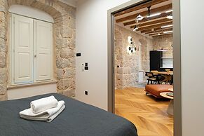 Santa Croce Suite by DuHomes