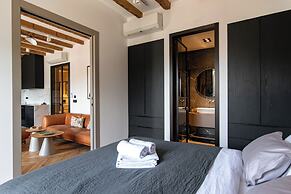 Santa Croce Suite by DuHomes