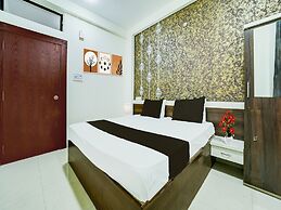 Deluxe Hotel Sp14