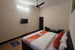 Hotel kichha embassy