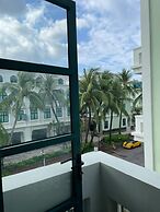 BigLand Waterfront Hotel