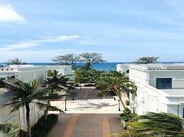 BigLand Waterfront Hotel