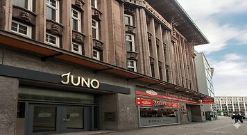 Juno Rooms & Apartments