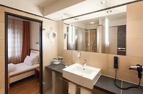 Juno Rooms & Apartments