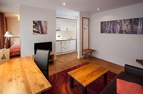 Juno Rooms & Apartments