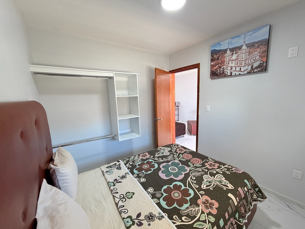 Residencia Gran Coyula Orange 510A