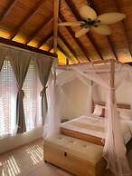 Private Villa with Pool and Gardens