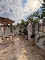 Modern Sea View Rooftop Apartment Hurghada