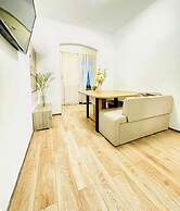 Simple Private Room Close to FAC Platz