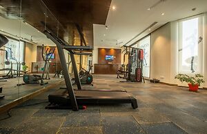 Hotel Paragon Suites