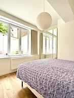 2 bedrooms - baby crib & furnished