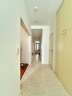 2 bedrooms - baby crib & furnished