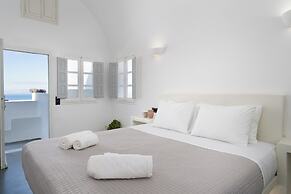 Elios Cave Suites