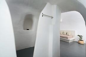 Elios Cave Suites
