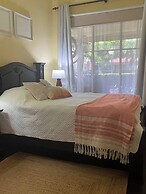 Villa a Block Away to the Beach