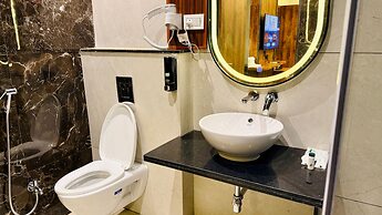 Pheonix Luxury Inn Hotel