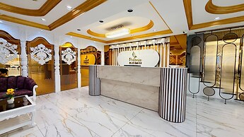 Pheonix Luxury Inn Hotel
