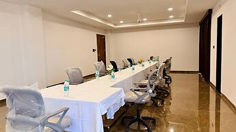 Pheonix Luxury Inn Hotel