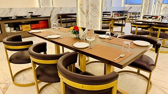 Pheonix Luxury Inn Hotel