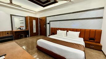 Pheonix Luxury Inn Hotel