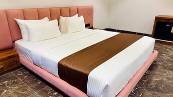 Pheonix Luxury Inn Hotel