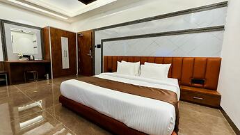 Pheonix Luxury Inn Hotel