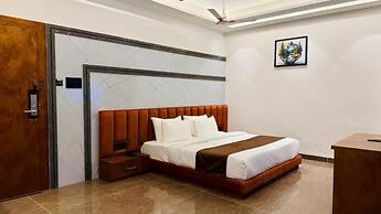 Pheonix Luxury Inn Hotel
