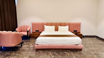Pheonix Luxury Inn Hotel