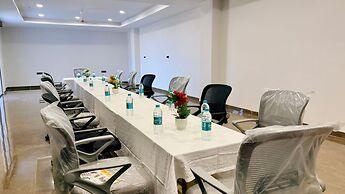 Pheonix Luxury Inn Hotel