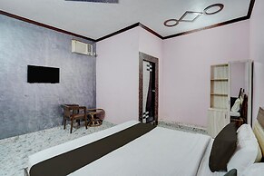 Super OYO Collection O Gorakhpur Mandir