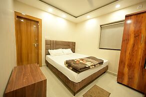 Hotel Stay Leaf