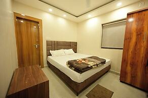 Hotel Stay Leaf