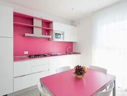 Cozy and Colorful Accommodation