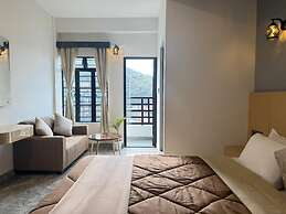 The Notting Hills Inn