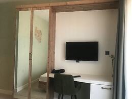 AKSOY TAS EV