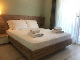 AKSOY TAS EV