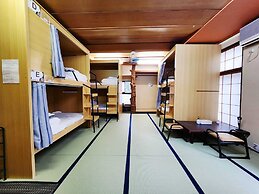 Snow Monkey Lodge - Hostel
