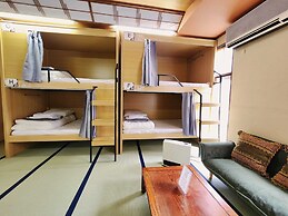 Snow Monkey Lodge - Hostel