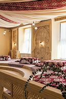 Alladin capsule hotel